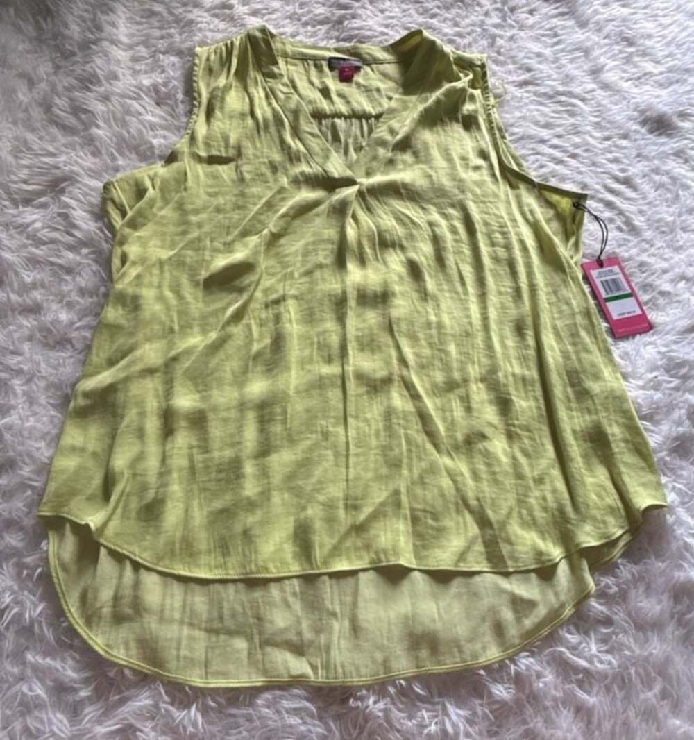 Vince Camuto Sleeveless‎ High-Low Shirred Tank Top in lime green, Size PL